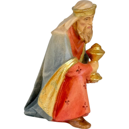 Caspar kneeling - Maple Wood