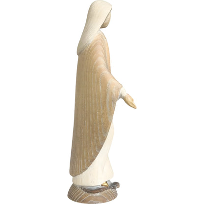 Modern Miraculous Madonna – Val Gardena Wood Carving