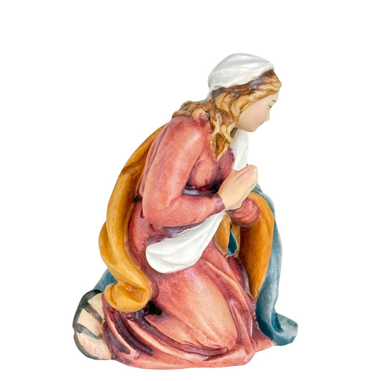 Kneeling Mary in prayer - Maple Wood