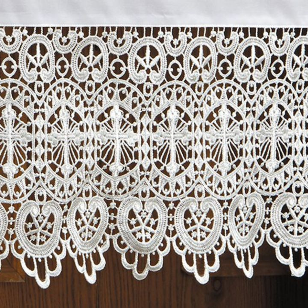 Budded Cross Lace Altar Cloth With Mitred Corners