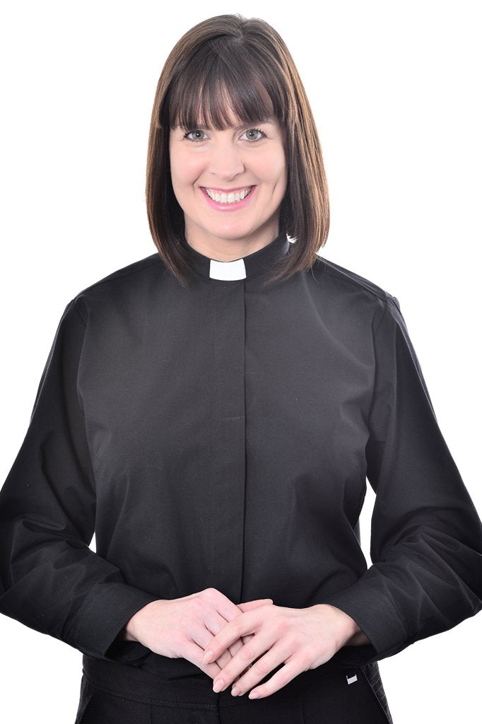 Women's 1 Inch Tunnel Collar Clerical Shirt