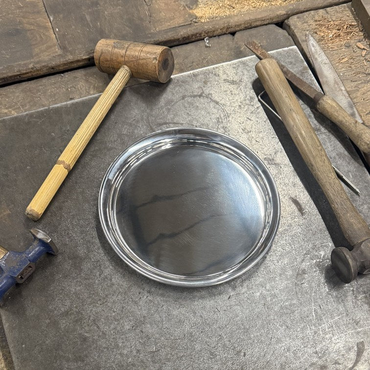 Medium 240mm Round Pewter Tray
