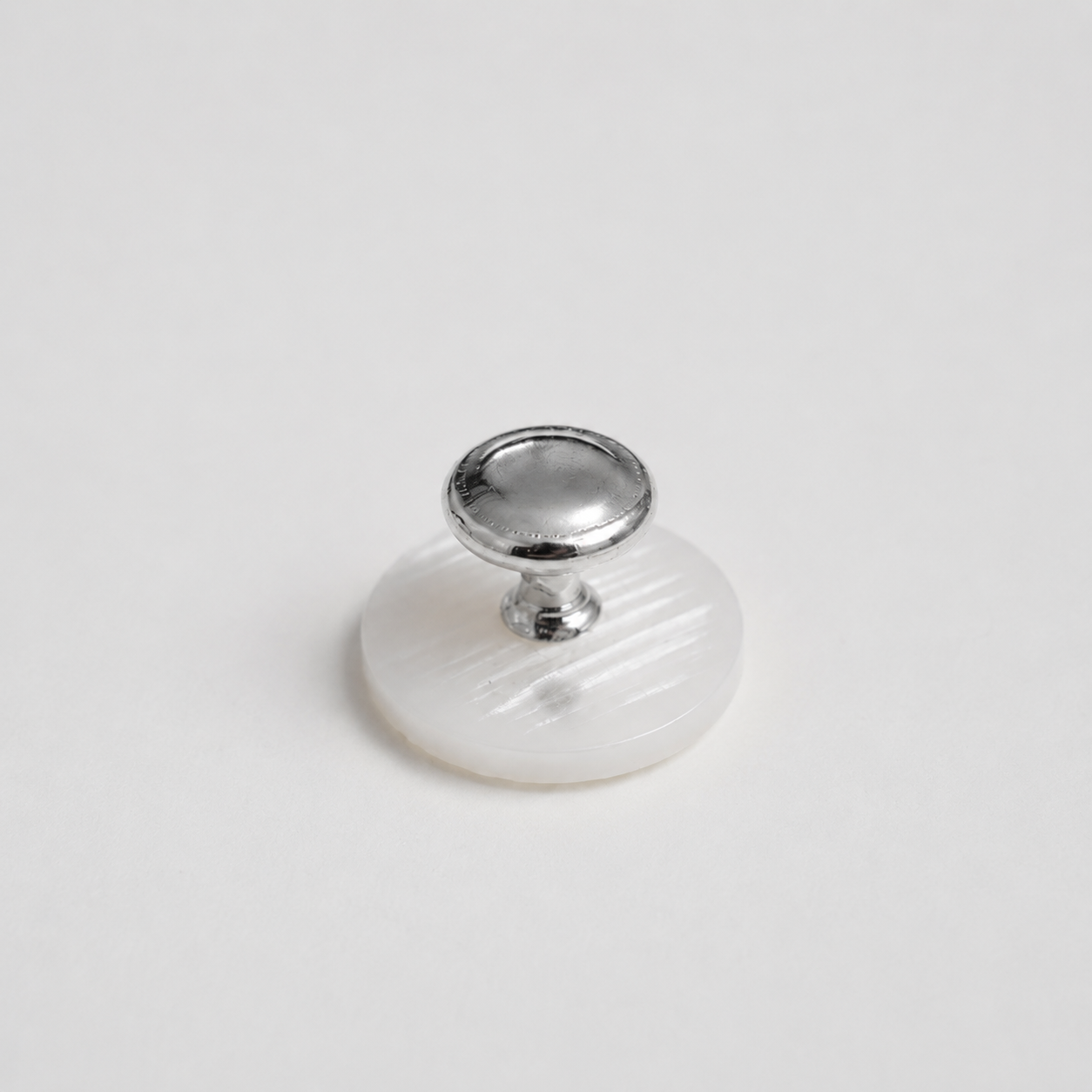 Short Shank Stud