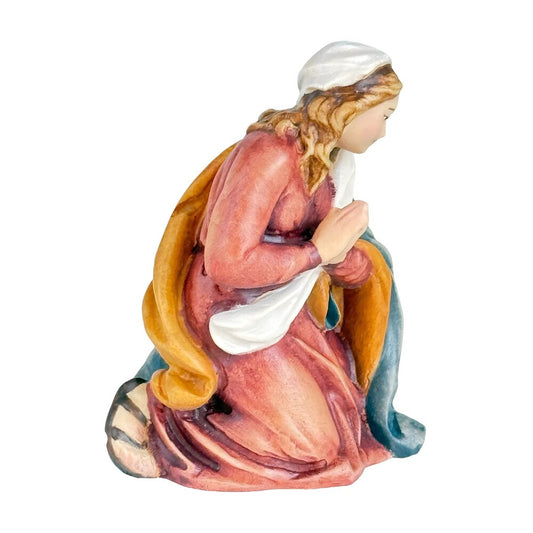 Kneeling Mary in prayer - Maple Wood