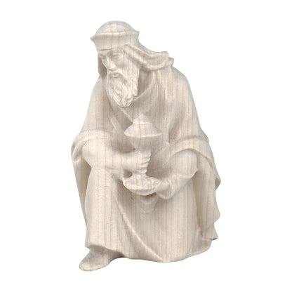 Caspar kneeling - Maple Wood