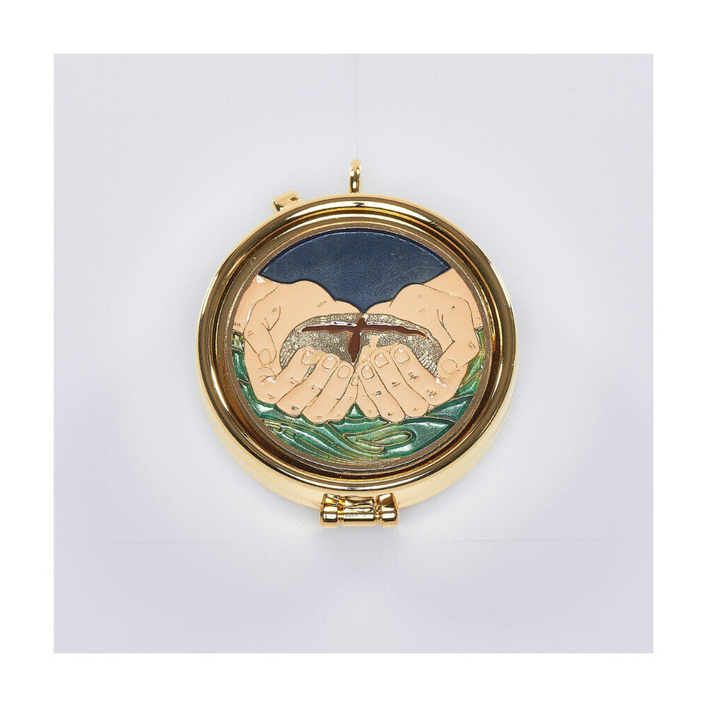 Bread in Hands 15 Capacity Pyx