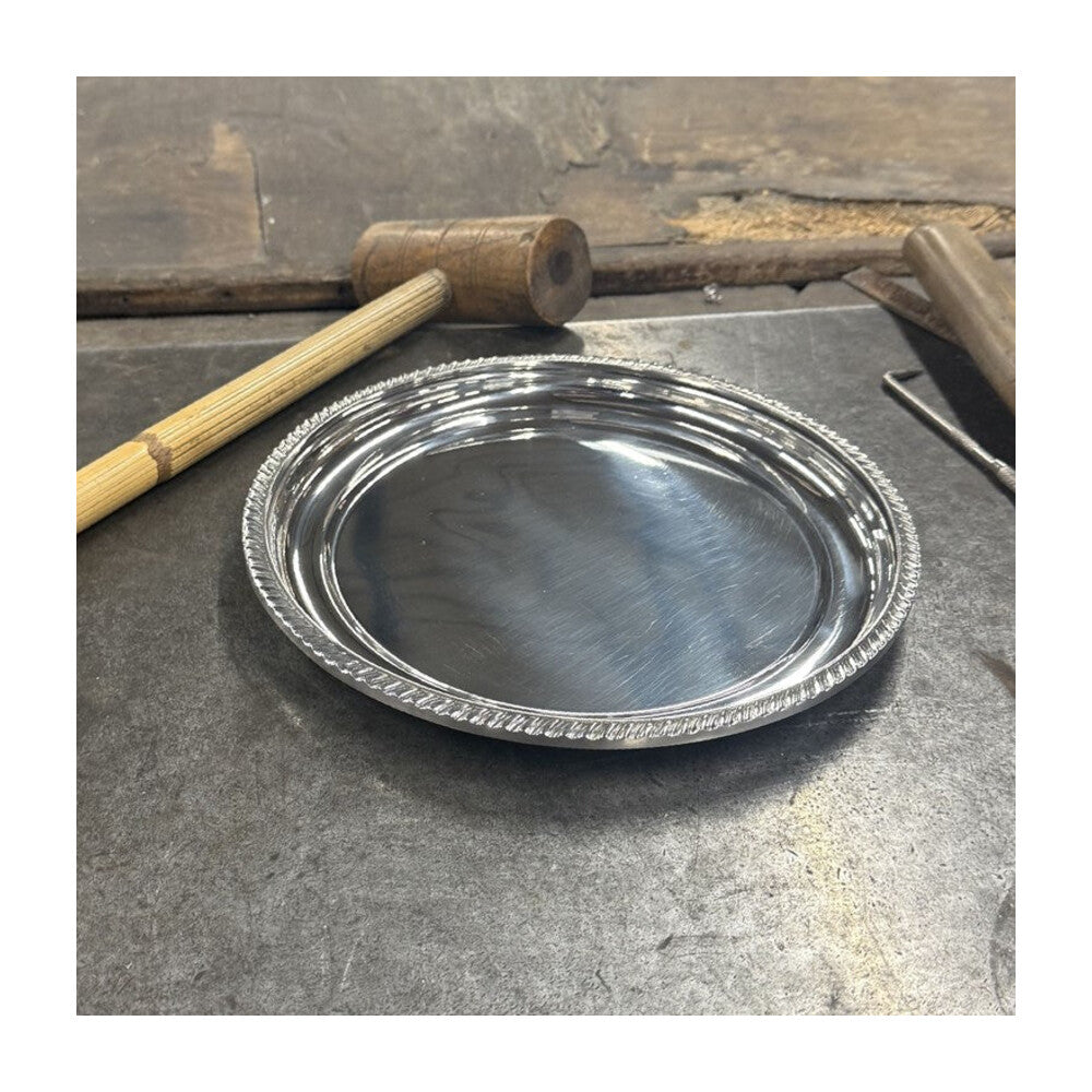 Medium Gadroon Rim Pewter Tray