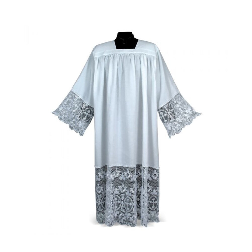 Macramé Alb with Traditional Cross Motif Lace