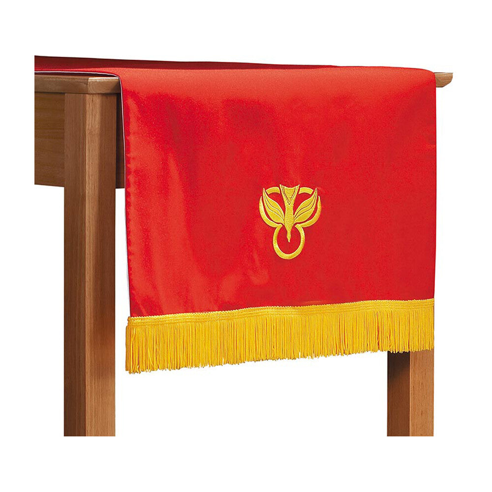 Red/White Table Runner with Fringe